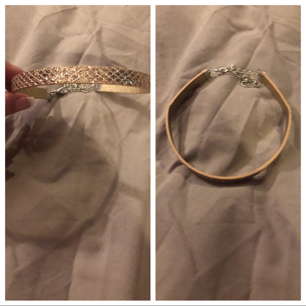Chocker necklace